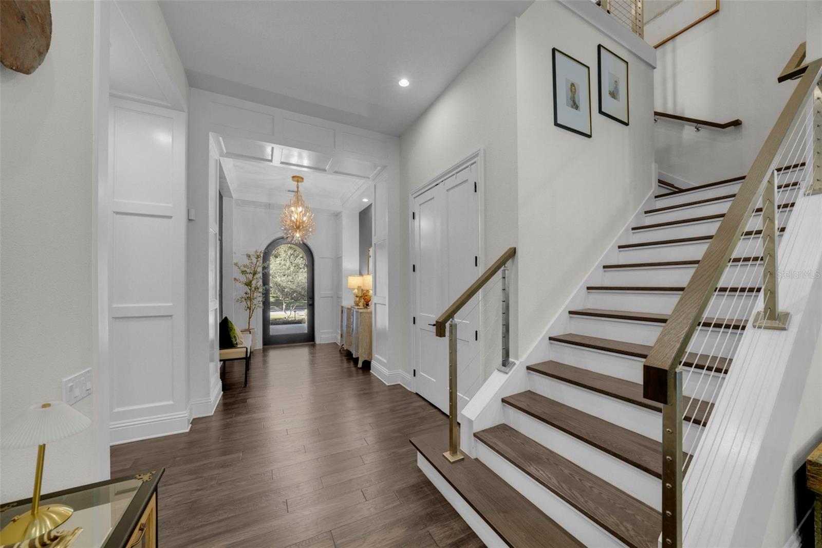 Listing photo id 46 for 4525 Swann Avenue