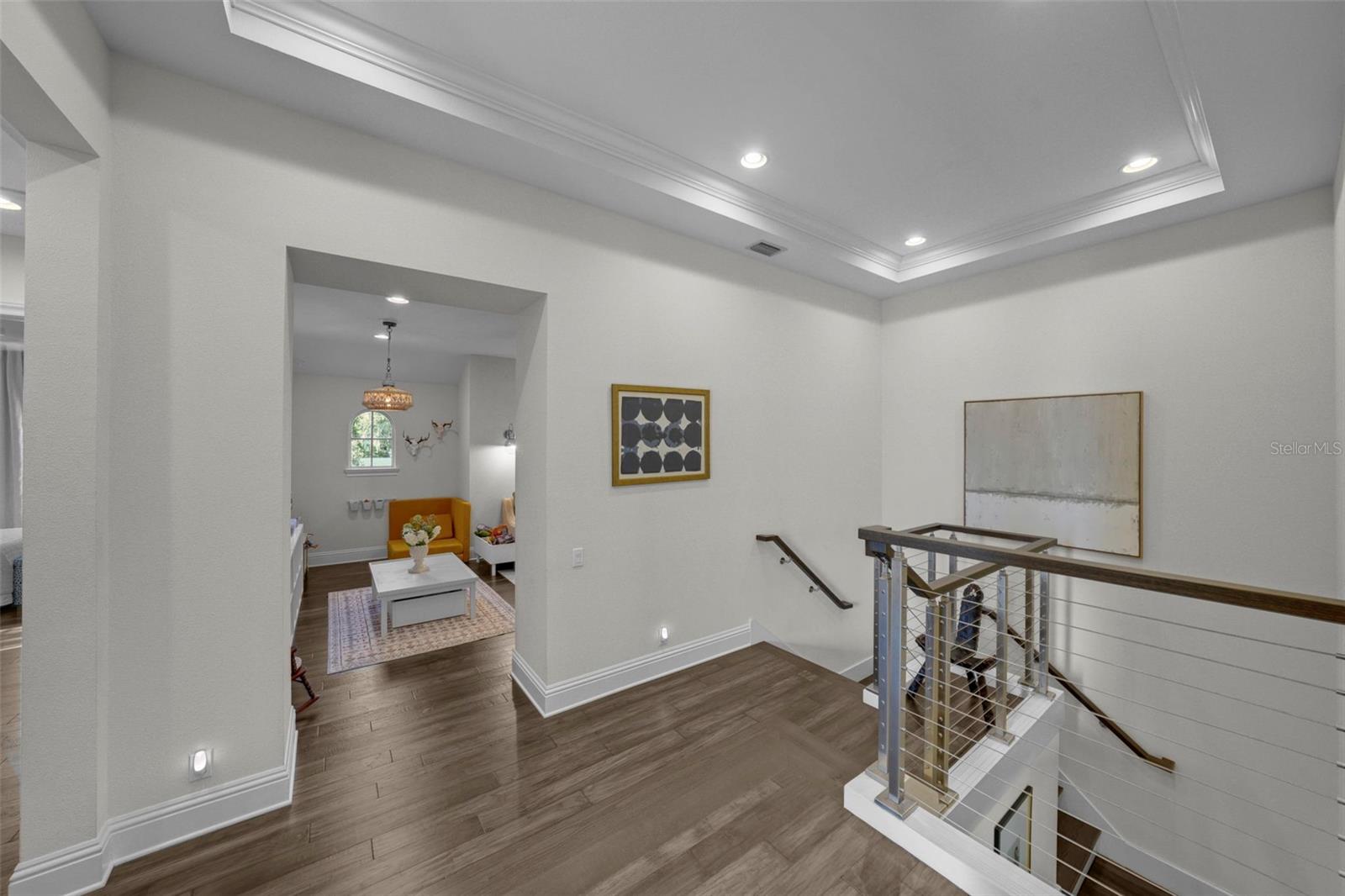 Listing photo id 49 for 4525 Swann Avenue