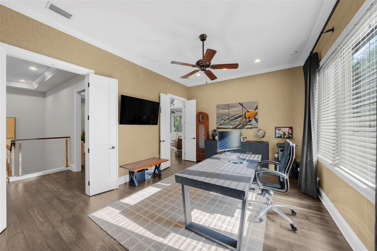 Listing photo id 60 for 4525 Swann Avenue