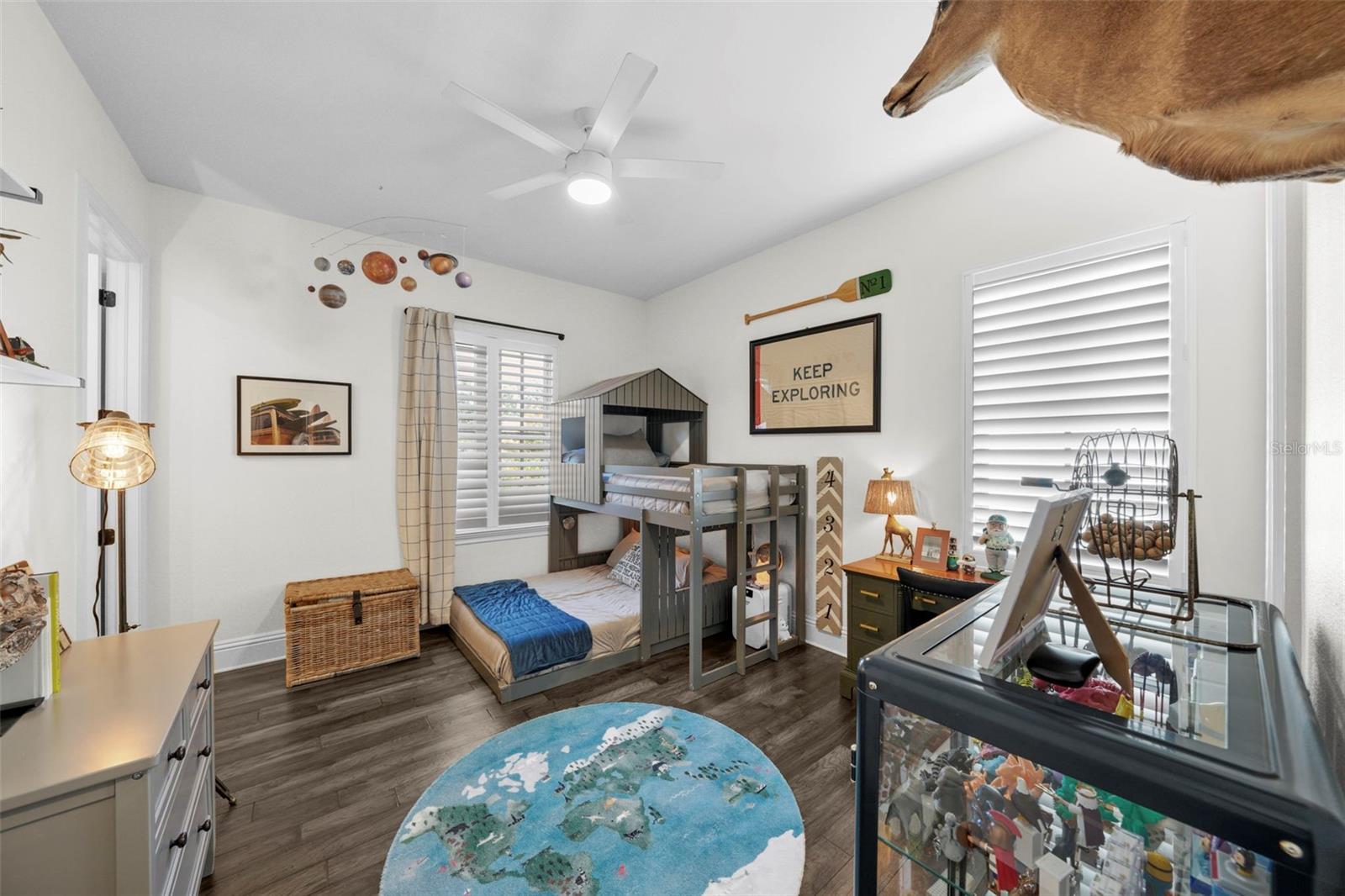 Listing photo id 65 for 4525 Swann Avenue