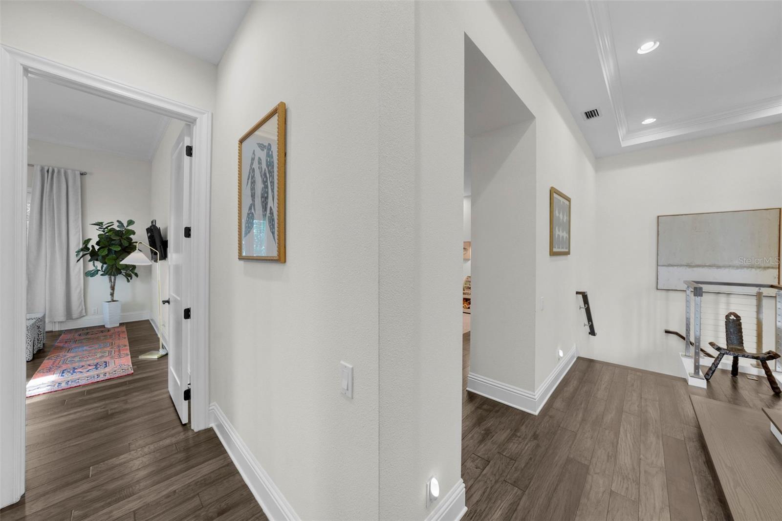 Listing photo id 71 for 4525 Swann Avenue