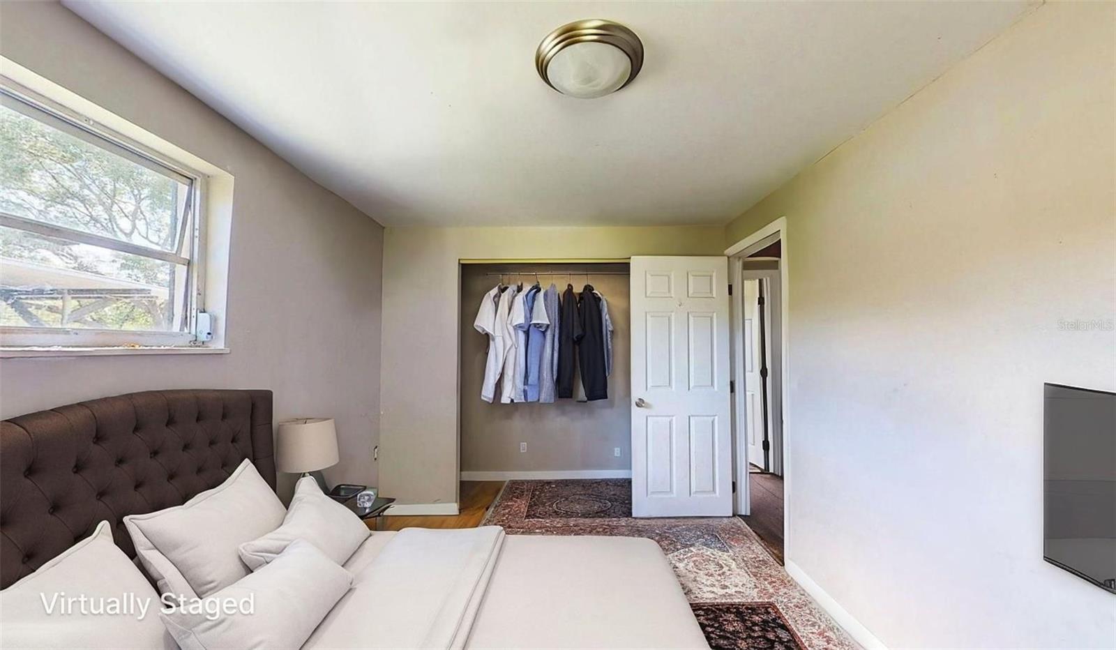 Listing photo id 16 for 12113 Victory Drive