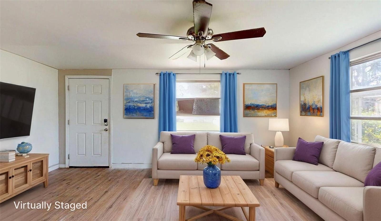 Listing photo id 4 for 12113 Victory Drive