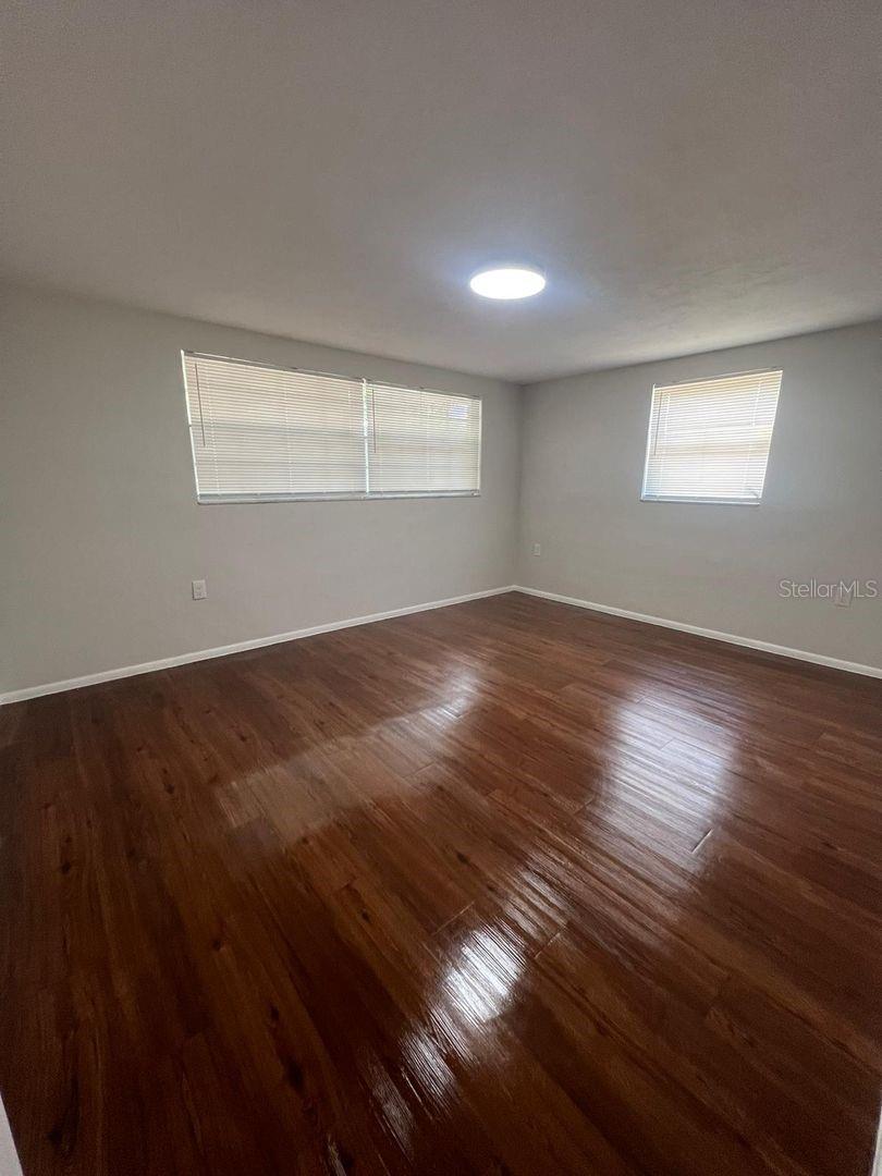 Image 12 of 18 For 9415 Crabtree Lane
