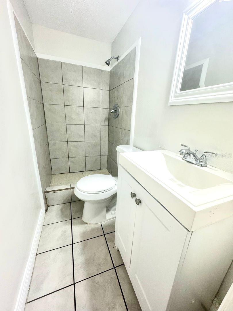 Image 12 of 18 For 3524 Hoover Drive