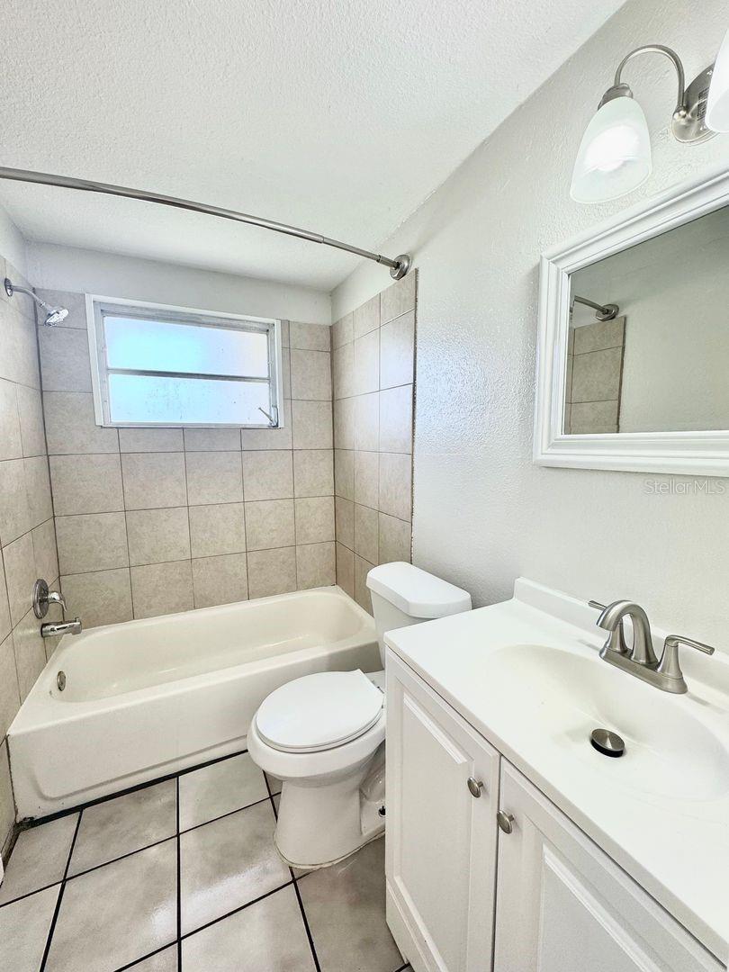 Image 13 of 18 For 3524 Hoover Drive
