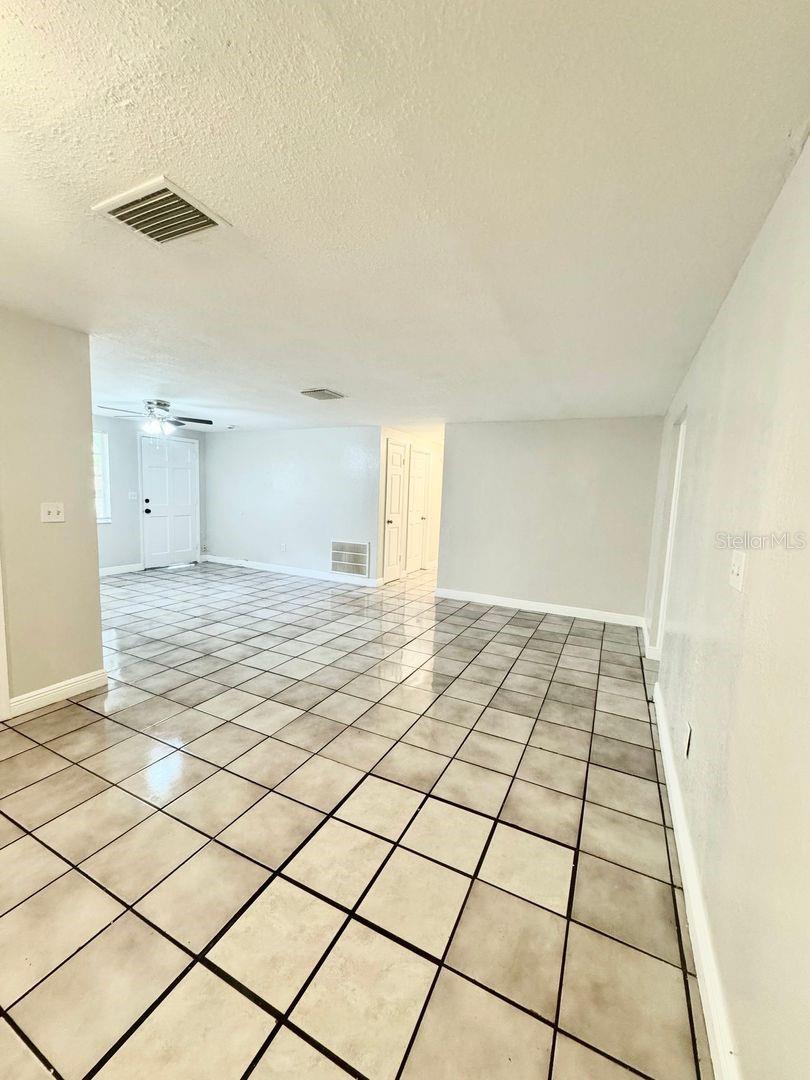 Image 9 of 18 For 3524 Hoover Drive