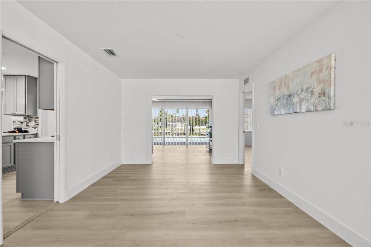 Image 13 of 51 For 3932 Doral Drive