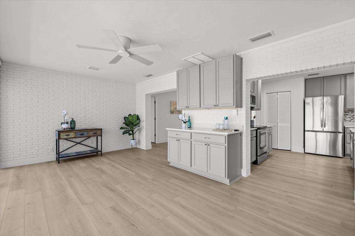 Image 18 of 51 For 3932 Doral Drive