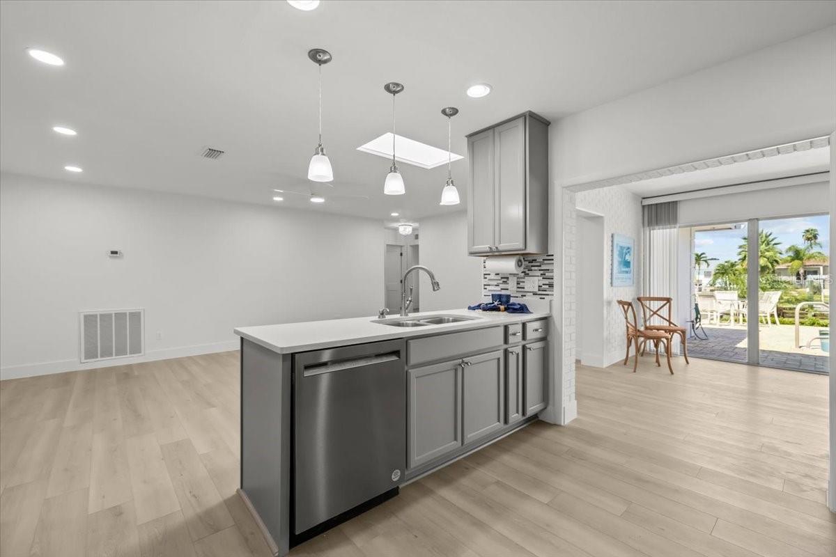 Image 21 of 51 For 3932 Doral Drive