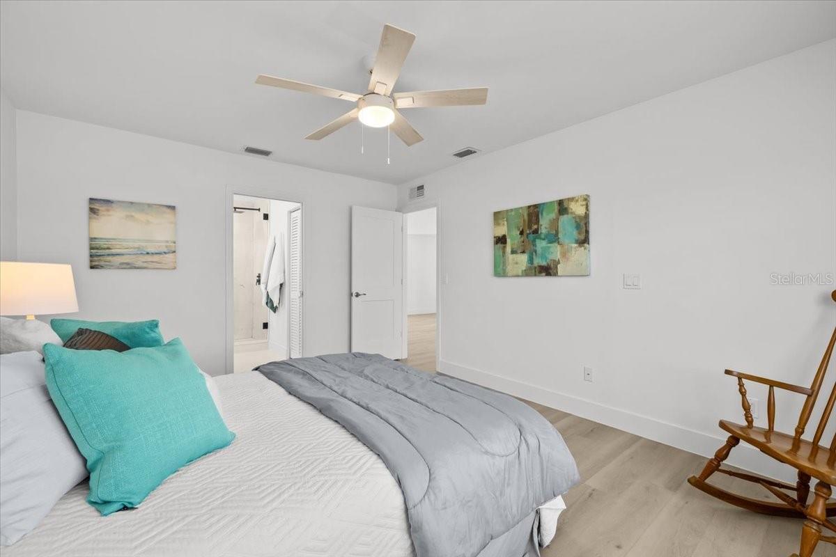 Image 28 of 51 For 3932 Doral Drive