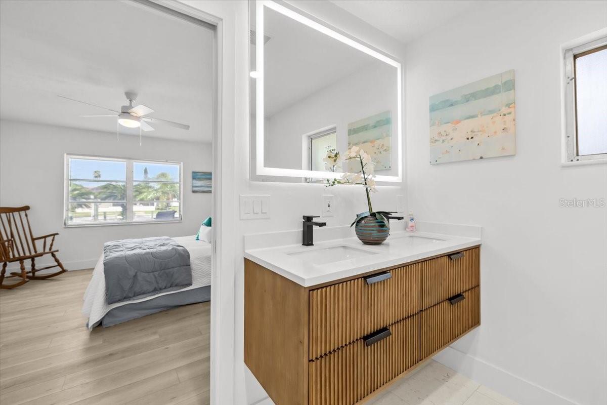 Image 32 of 51 For 3932 Doral Drive
