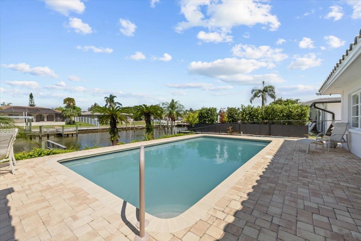 Image 42 of 51 For 3932 Doral Drive