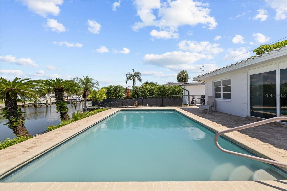 Image 43 of 51 For 3932 Doral Drive