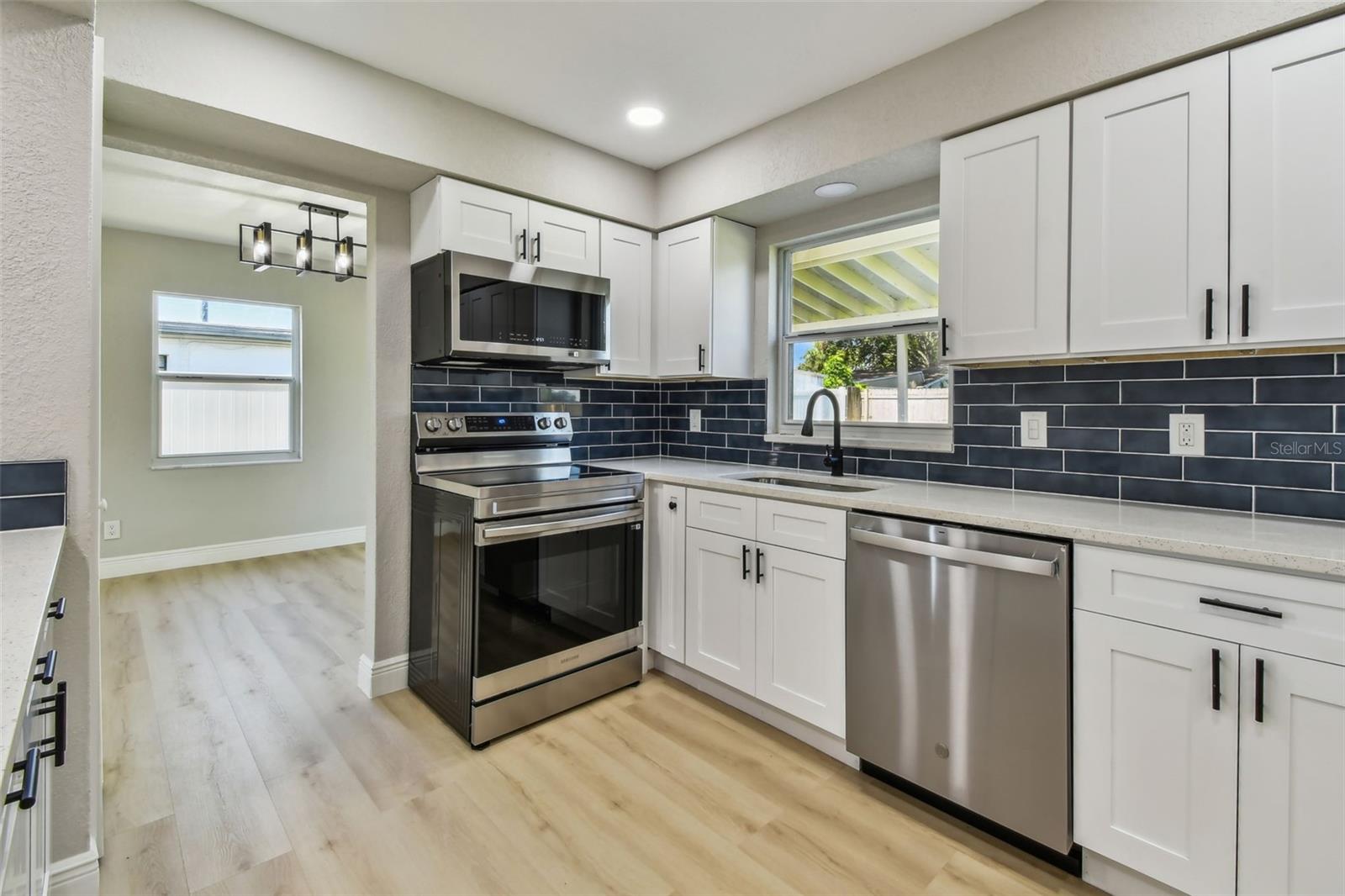 Image 13 of 59 For 7806 Matanzas Avenue
