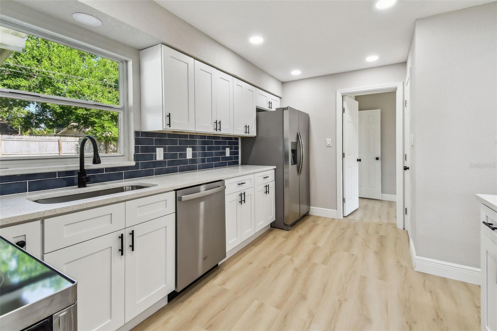 Image 14 of 59 For 7806 Matanzas Avenue