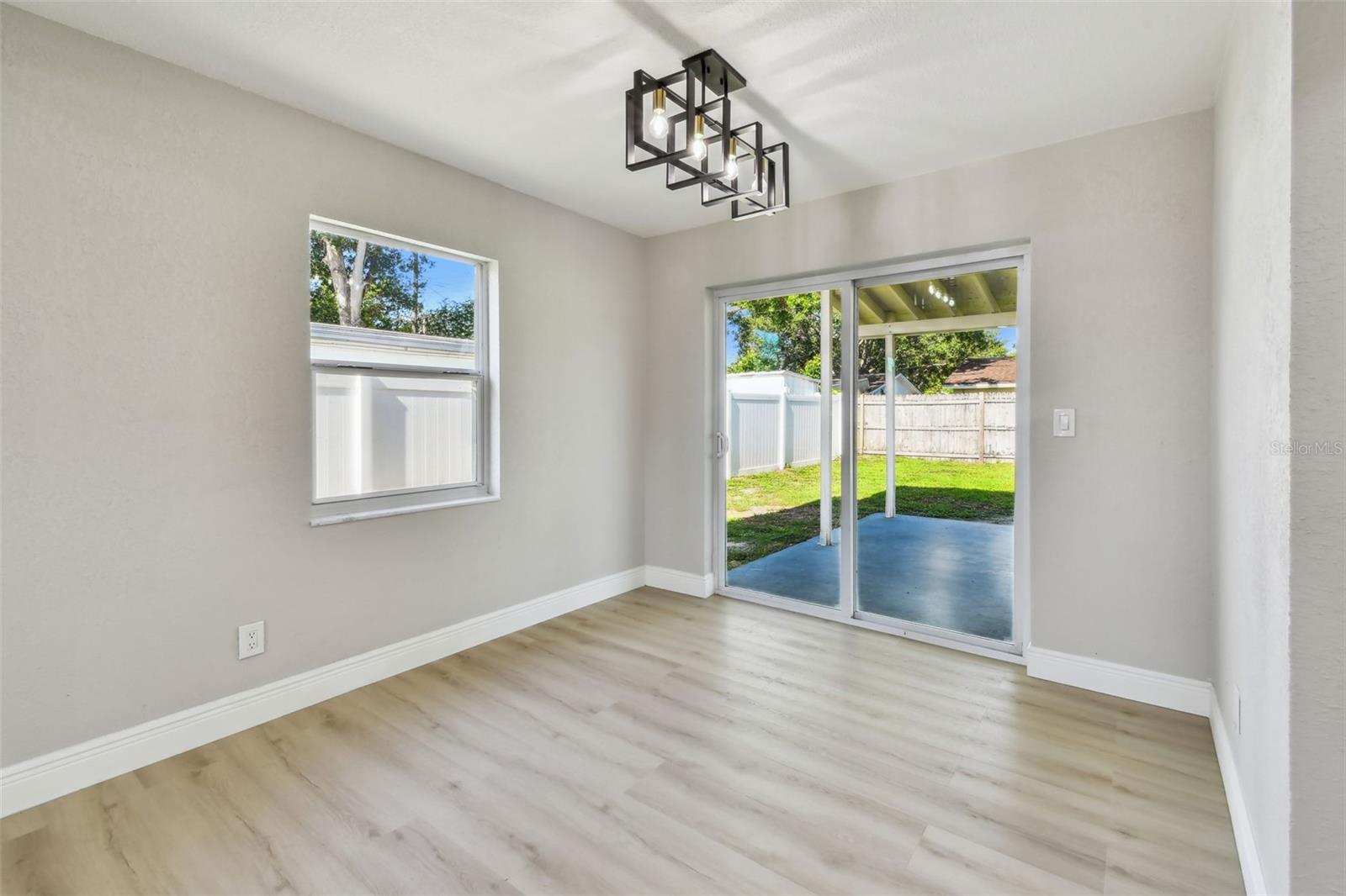 Image 18 of 59 For 7806 Matanzas Avenue