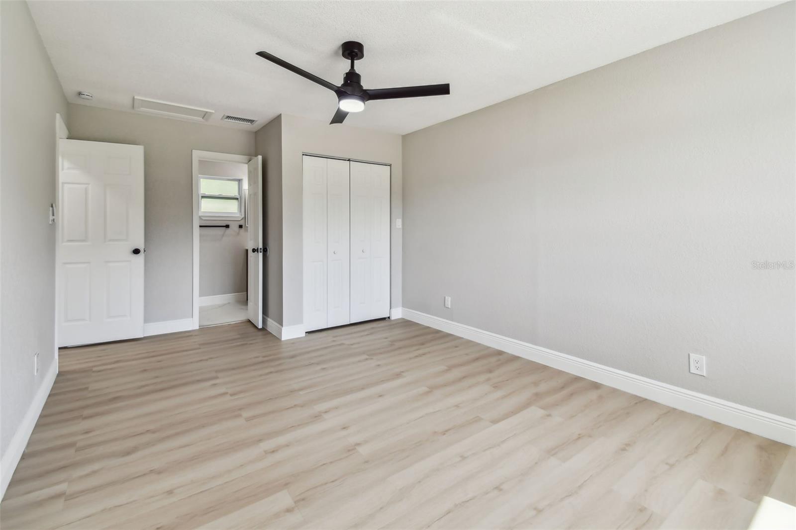 Image 24 of 59 For 7806 Matanzas Avenue