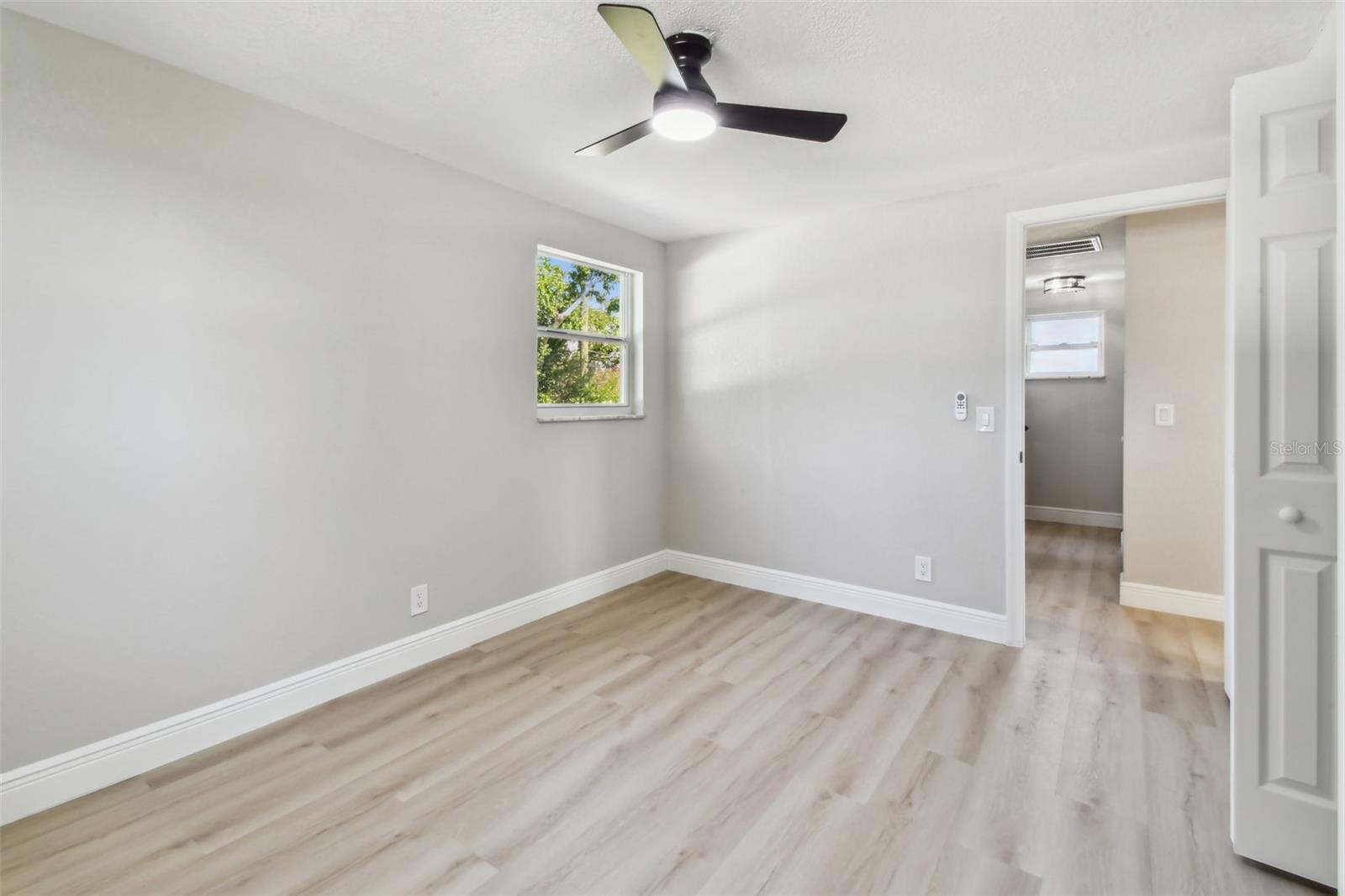 Image 29 of 59 For 7806 Matanzas Avenue