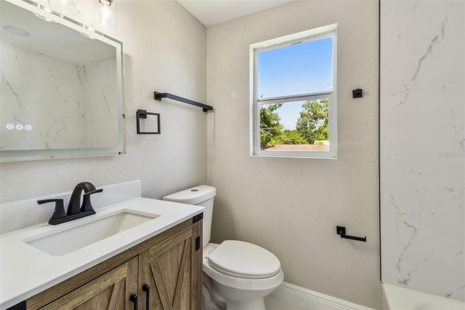 Image 31 of 59 For 7806 Matanzas Avenue