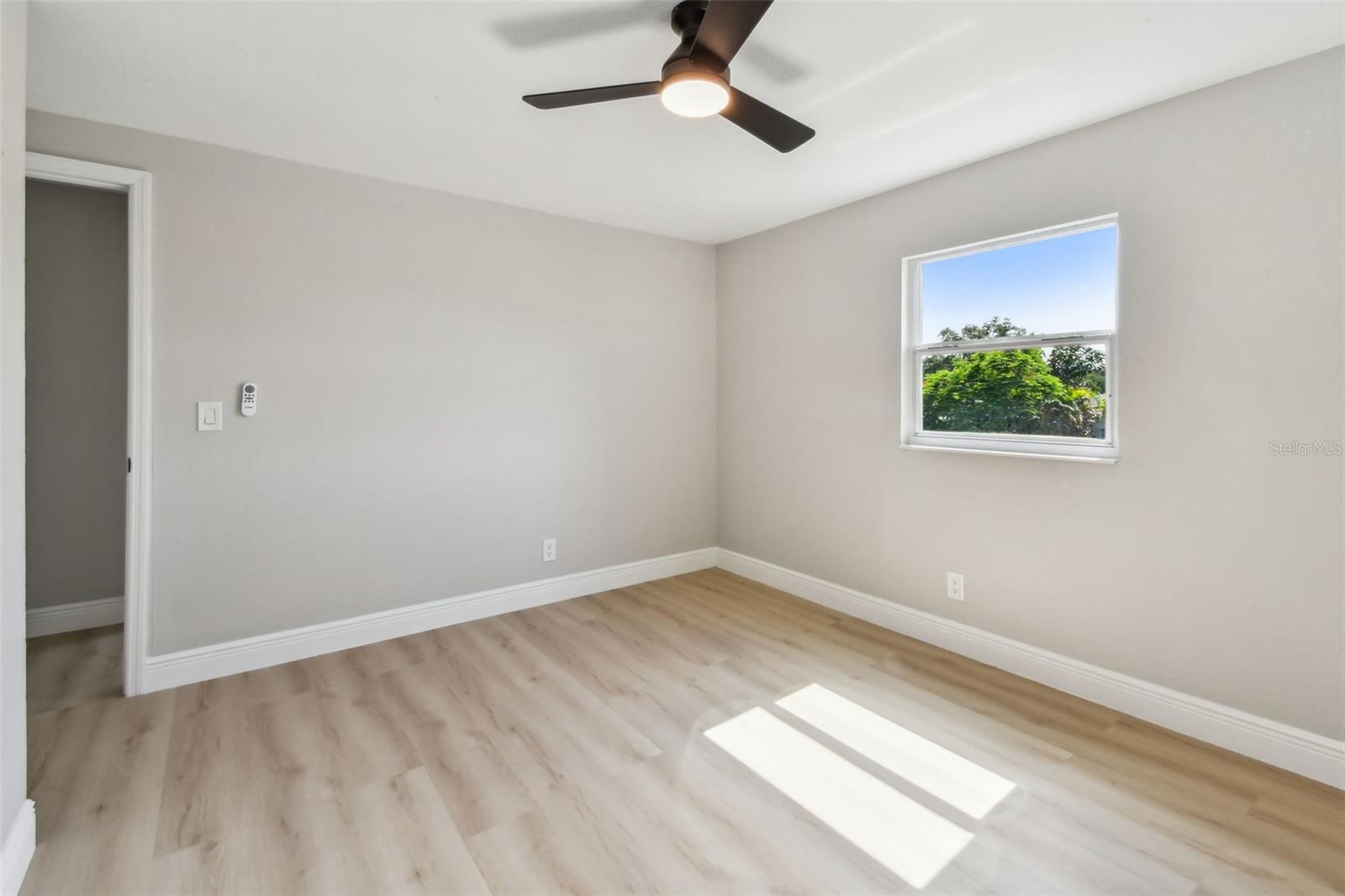 Image 34 of 59 For 7806 Matanzas Avenue