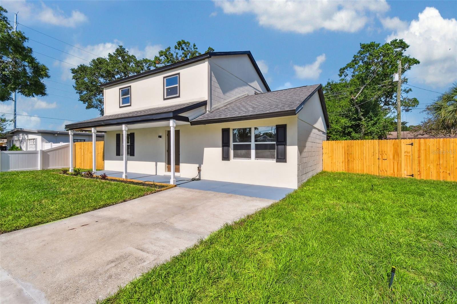 Image 4 of 59 For 7806 Matanzas Avenue