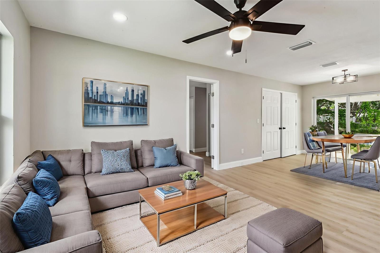Image 9 of 63 For 2027 Balfour Circle