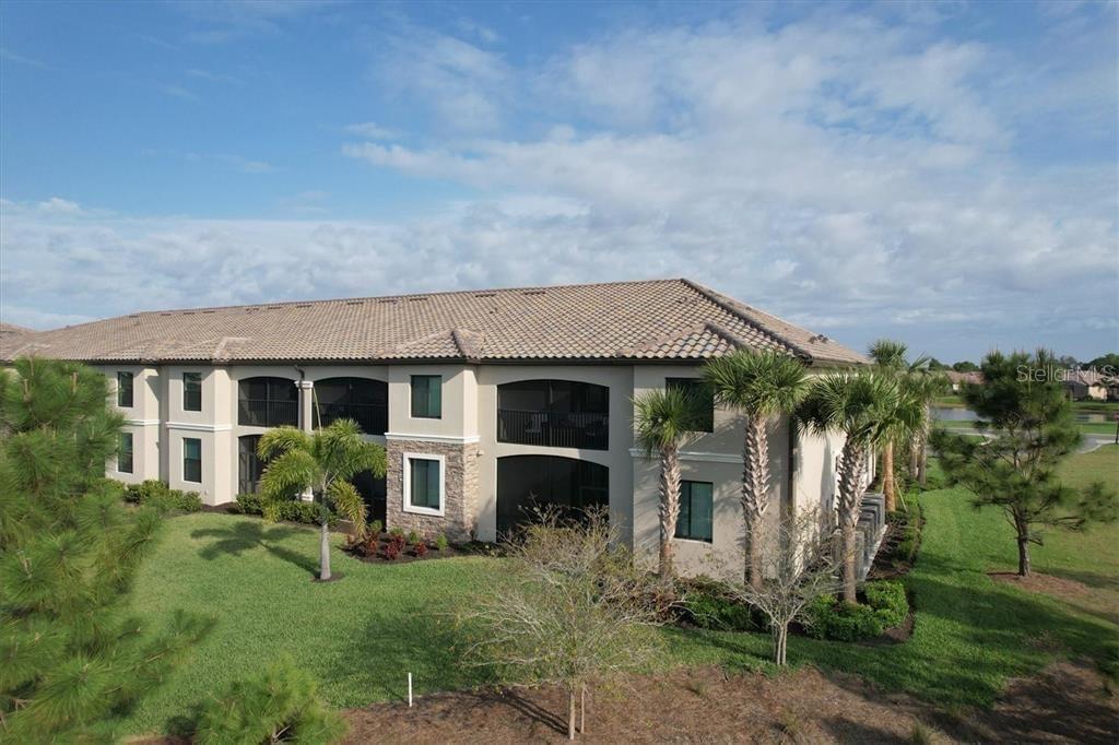 Image 2 of 18 For 5720 Palmer Circle 102