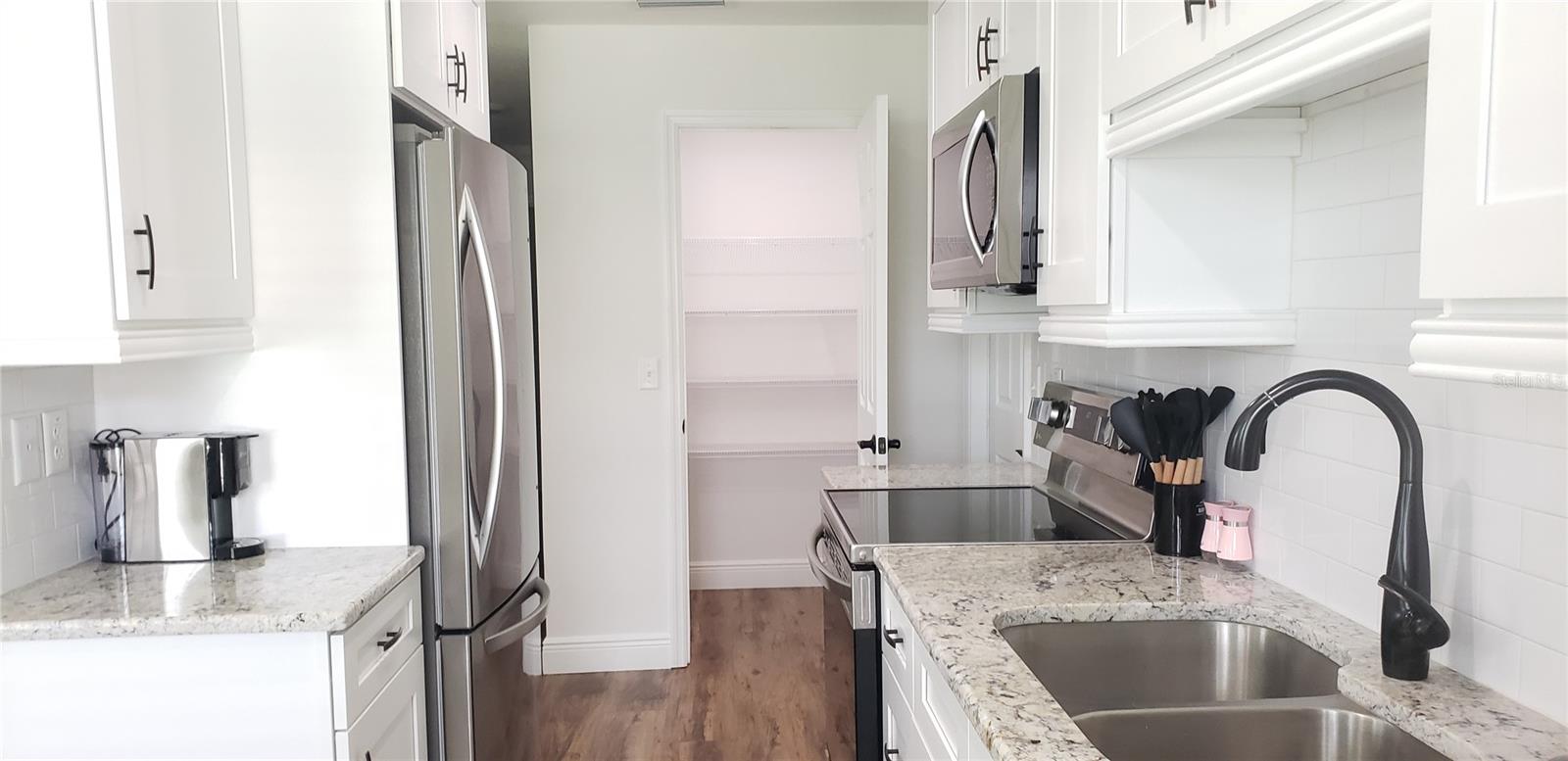 Image 12 of 21 For 4415 Chandler Avenue
