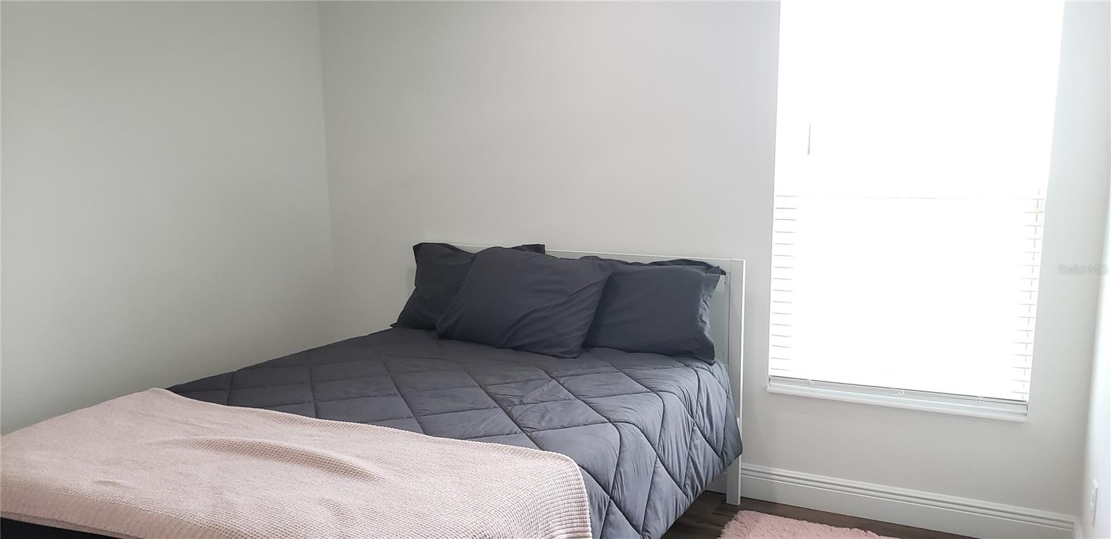 Image 18 of 21 For 4415 Chandler Avenue