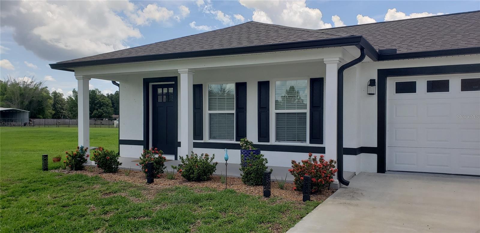 Image 4 of 21 For 4415 Chandler Avenue