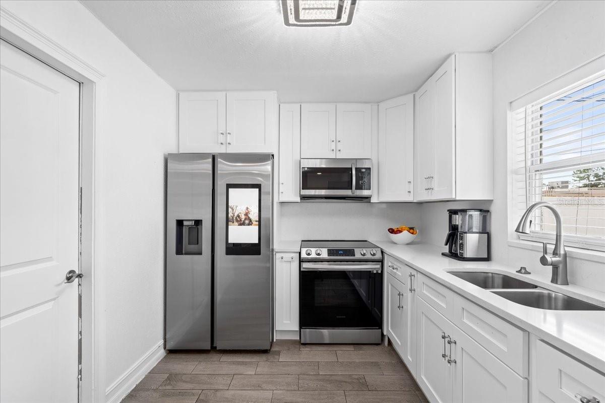 Image 12 of 27 For 4741 76th Avenue N