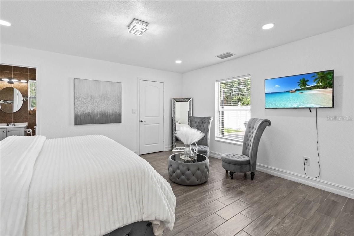 Image 14 of 27 For 4741 76th Avenue N