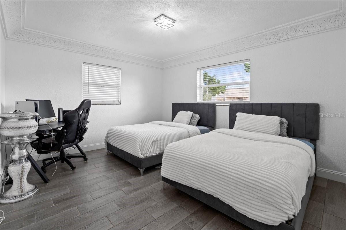 Image 21 of 27 For 4741 76th Avenue N