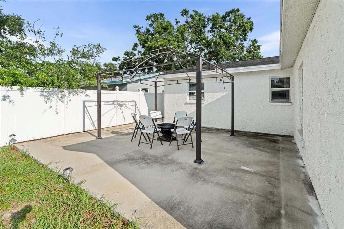 Image 24 of 27 For 4741 76th Avenue N