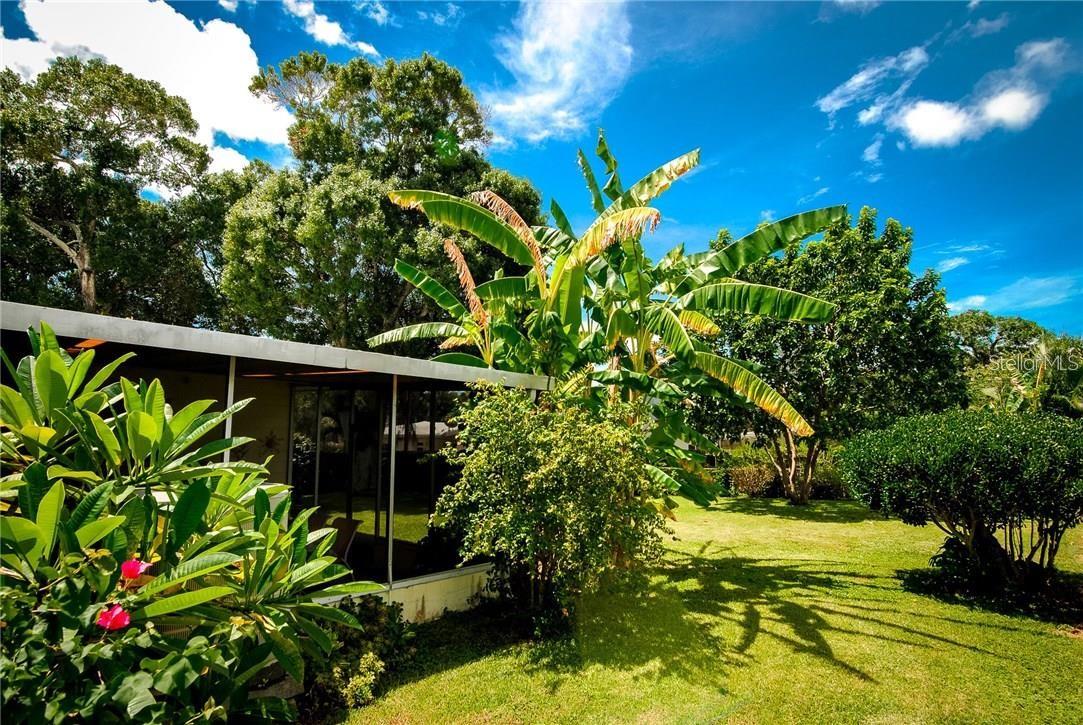Listing photo id 17 for 2110 Fairway Avenue S