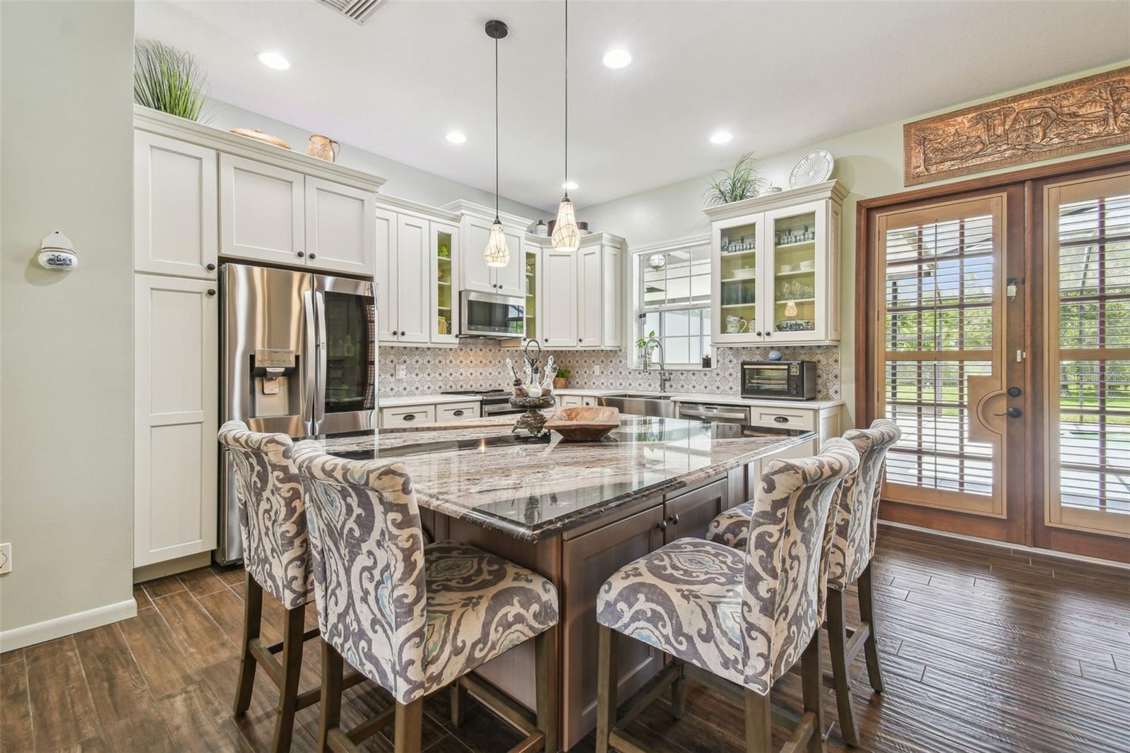 Listing photo id 17 for 2513 Martucci Road