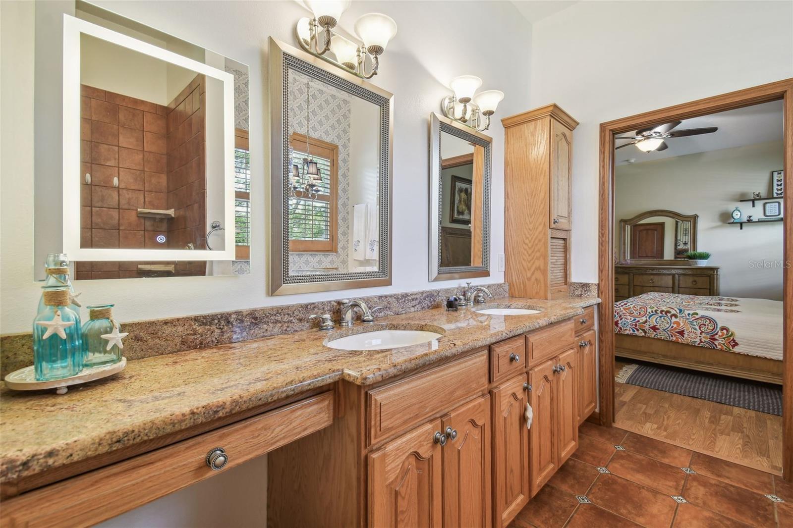Listing photo id 25 for 2513 Martucci Road