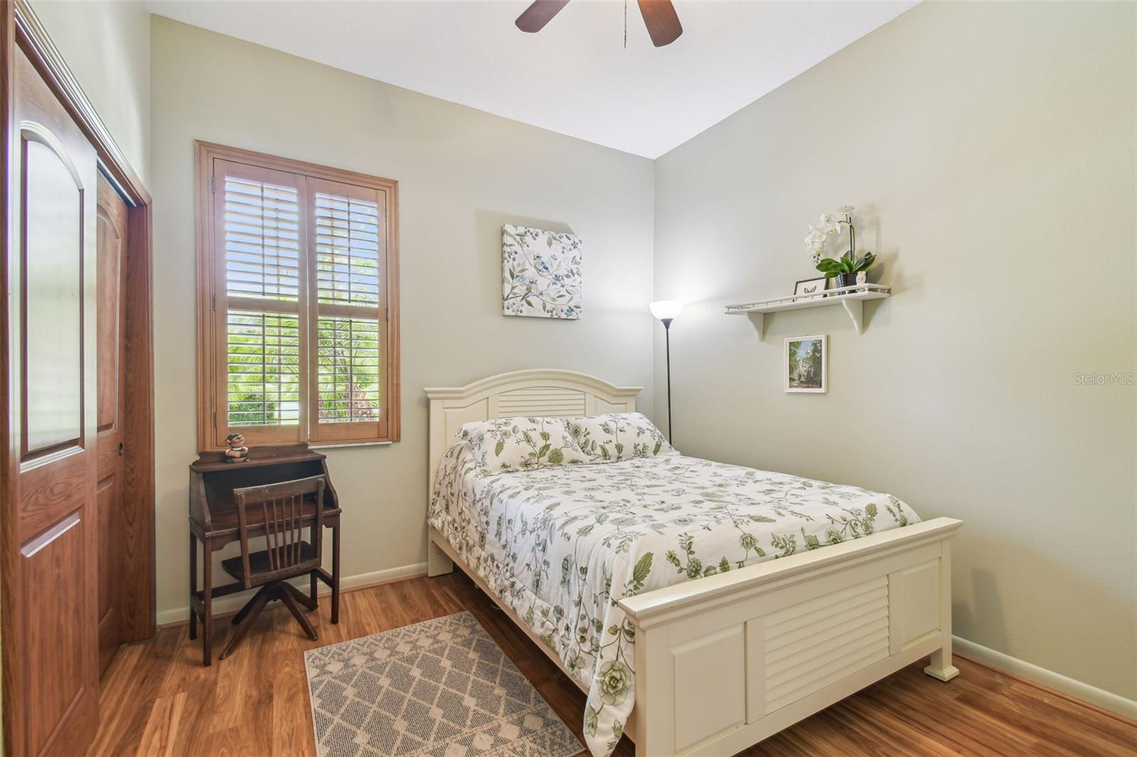 Listing photo id 34 for 2513 Martucci Road