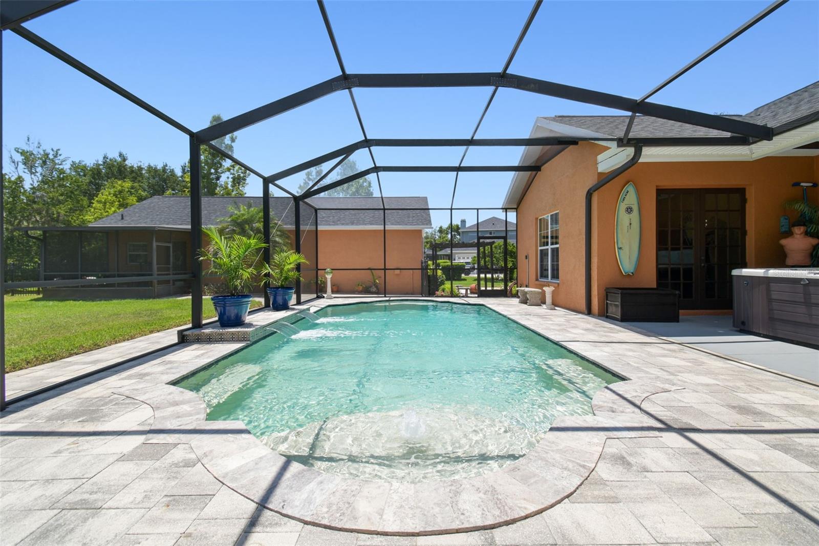 Listing photo id 41 for 2513 Martucci Road