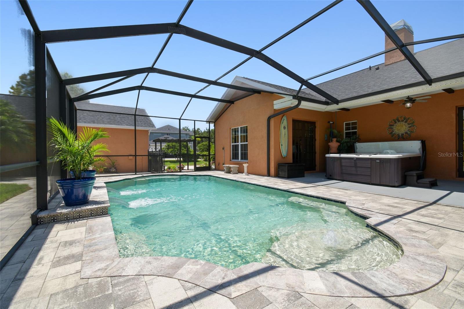 Listing photo id 42 for 2513 Martucci Road