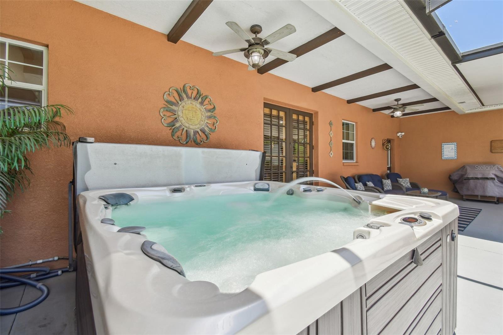 Listing photo id 43 for 2513 Martucci Road