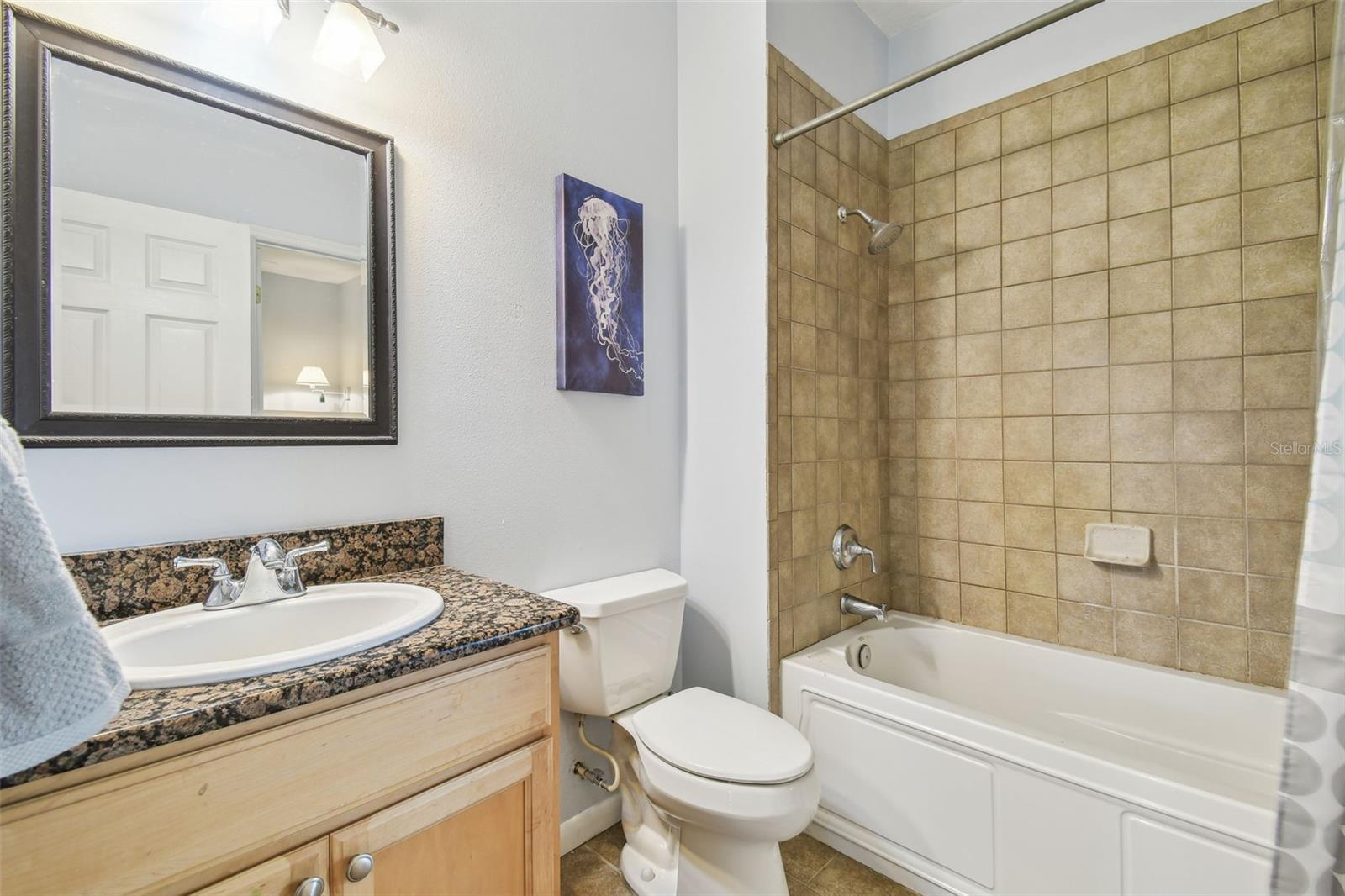 Listing photo id 64 for 2513 Martucci Road