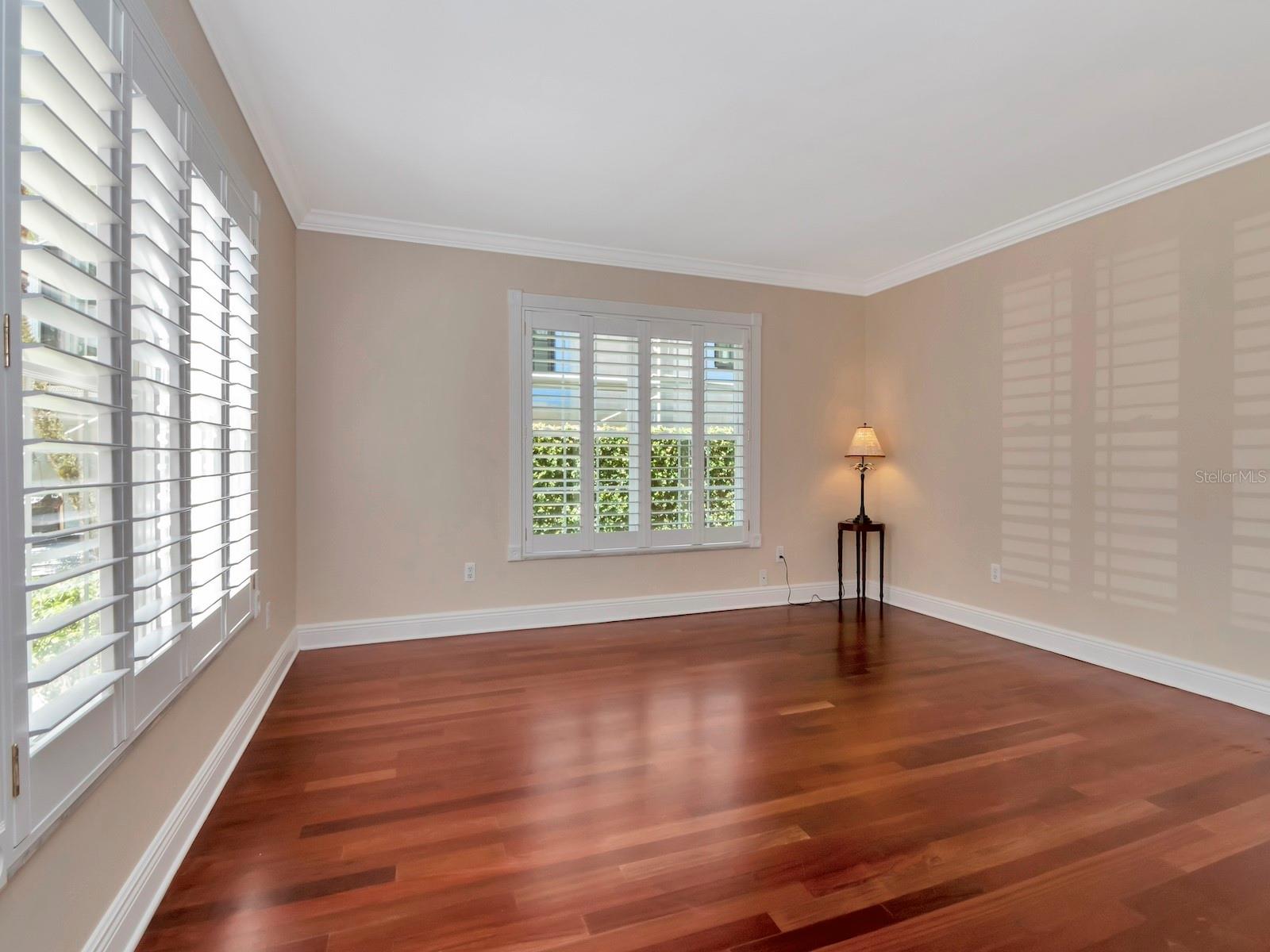 Image 10 of 45 For 165 Baltic Circle