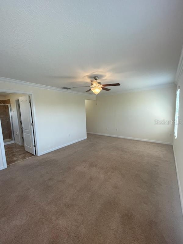 Listing photo id 15 for 4300 Fennwood Ct