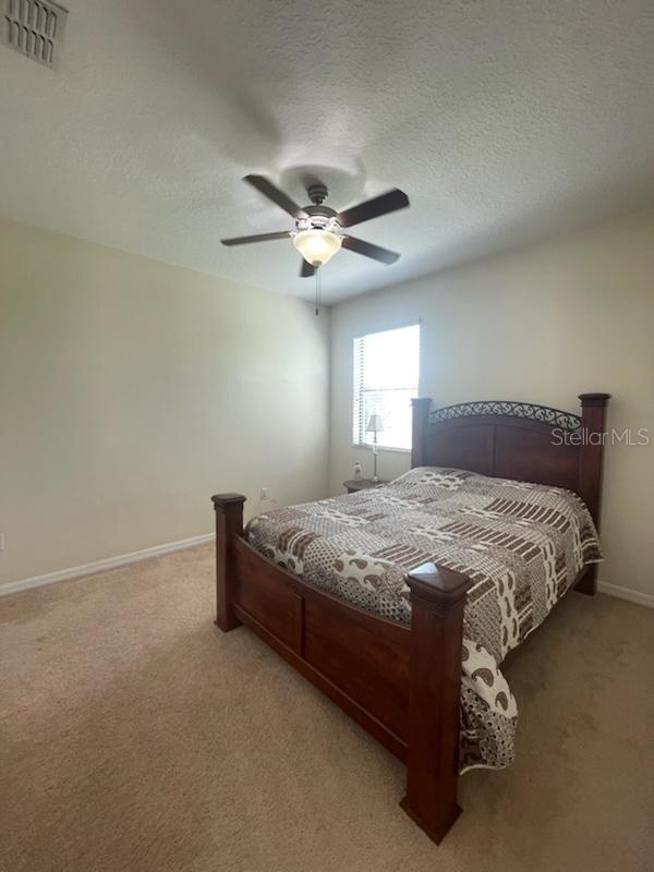 Listing photo id 19 for 4300 Fennwood Ct