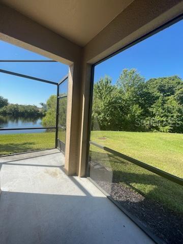 Listing photo id 21 for 4300 Fennwood Ct
