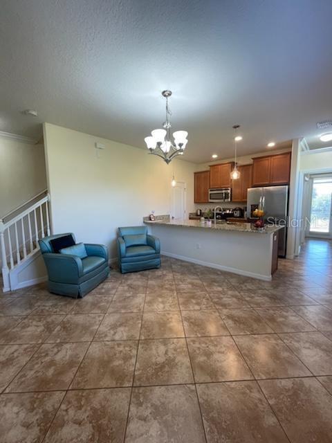 Listing photo id 3 for 4300 Fennwood Ct