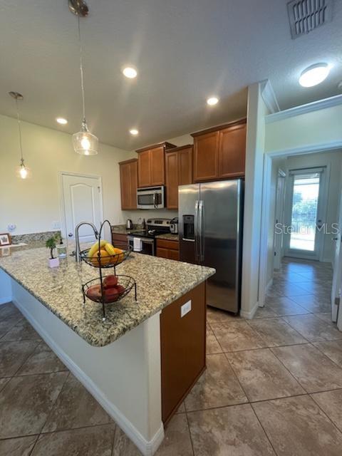 Listing photo id 5 for 4300 Fennwood Ct