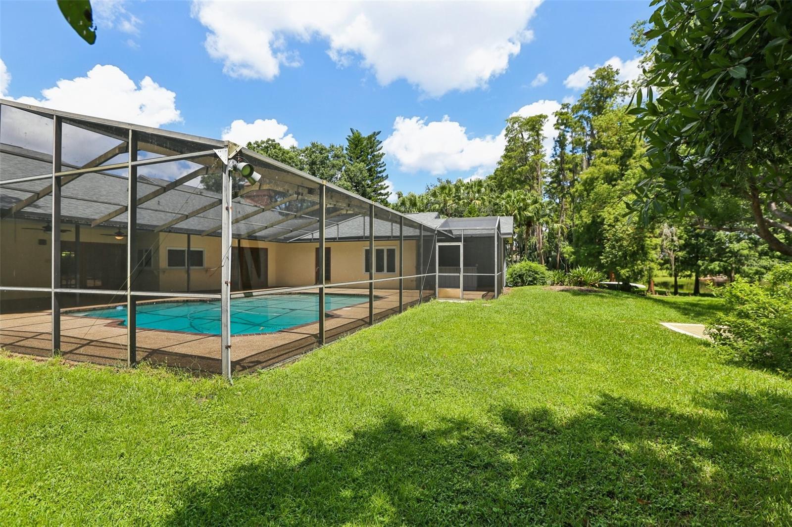 Image 43 of 48 For 4128 Carrollwood Village Drive